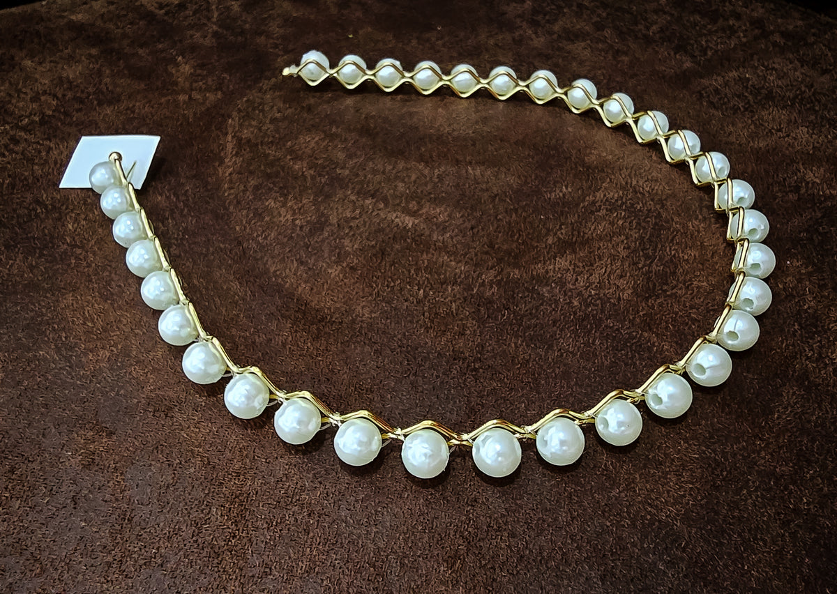 Dainty Pearl Headband